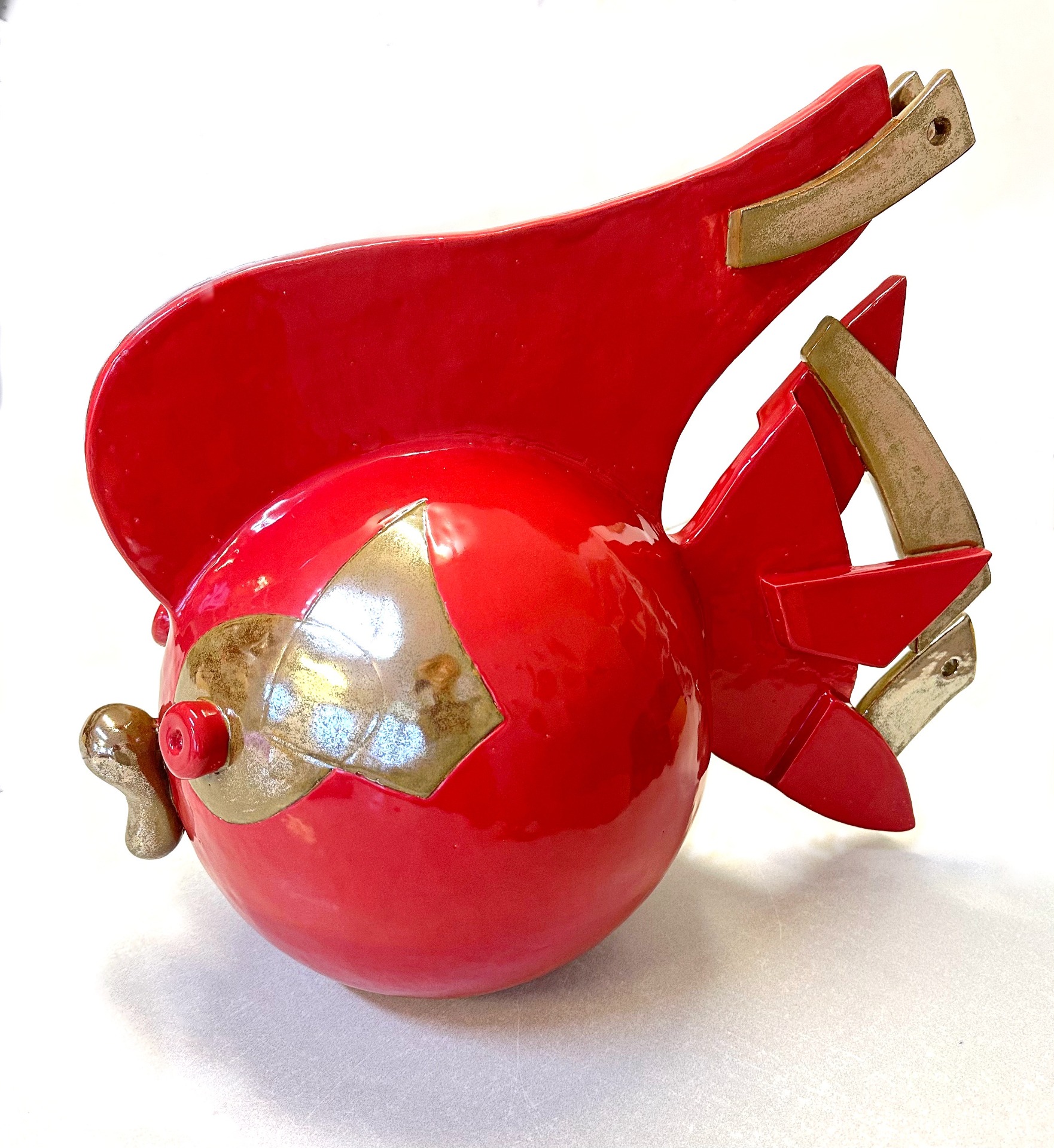 "Punainen Kala" 2025, 45x50x28cm